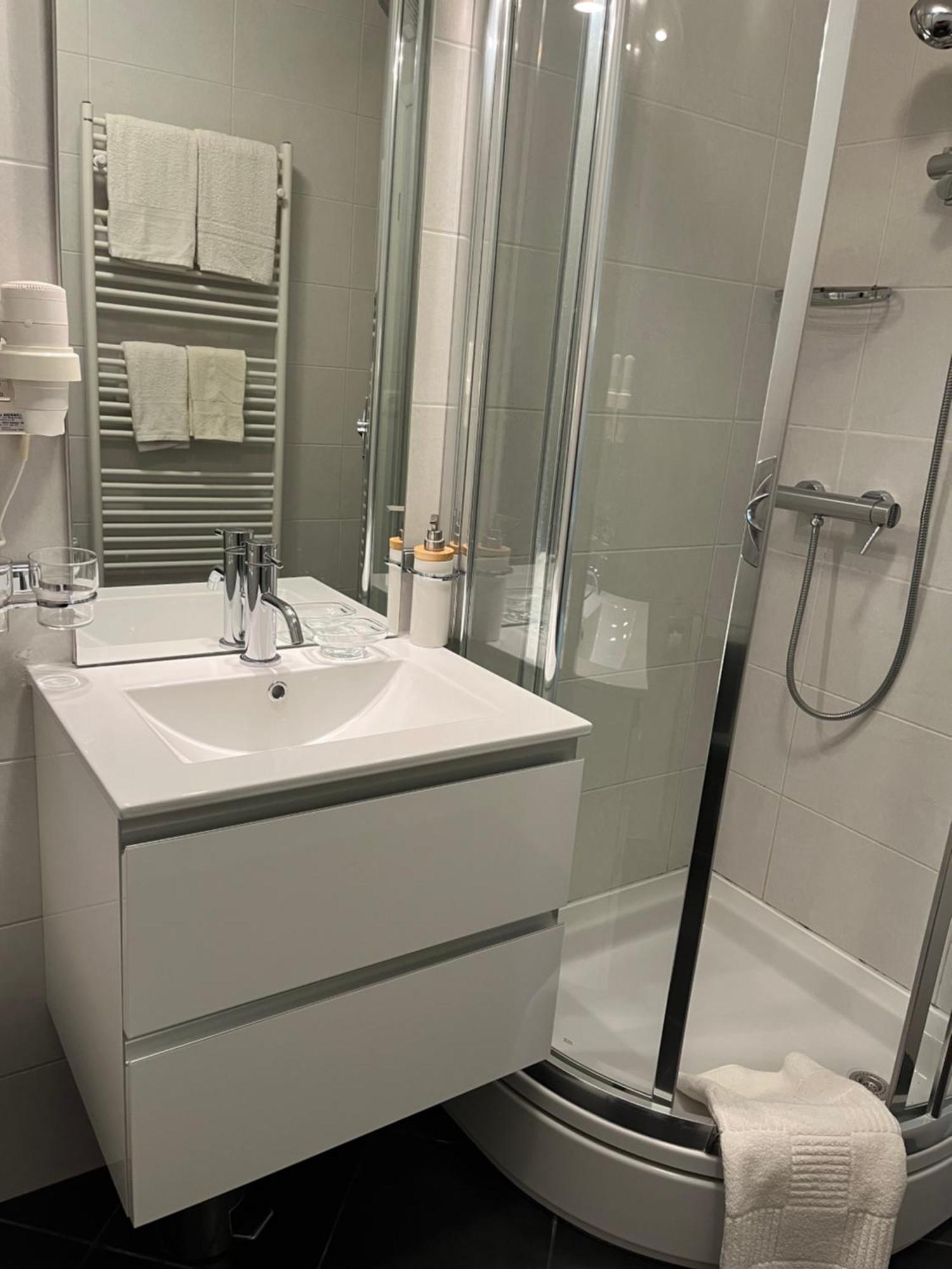 Apartments Villa Slavica Ičići Buitenkant foto